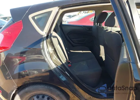 2015 Ford Fiesta S z USA, uszkodzony, nr VIN 3FADP4TJ1FM111631